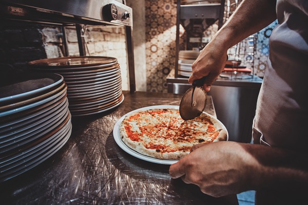 Perché la pizzeria a Novate Milanese Locanda Conte Ghiotto è la scelta perfetta per gli amanti della pizza